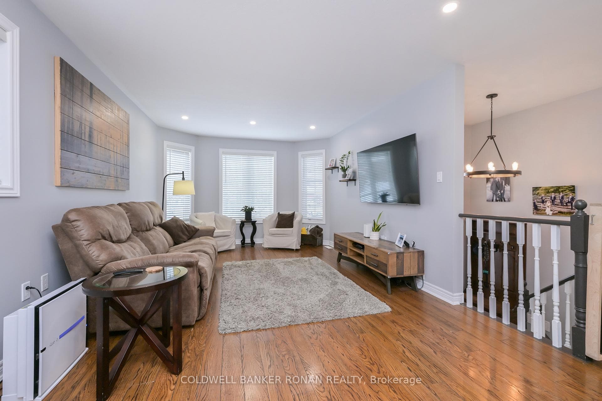 2303 Jack Crescent photo 12