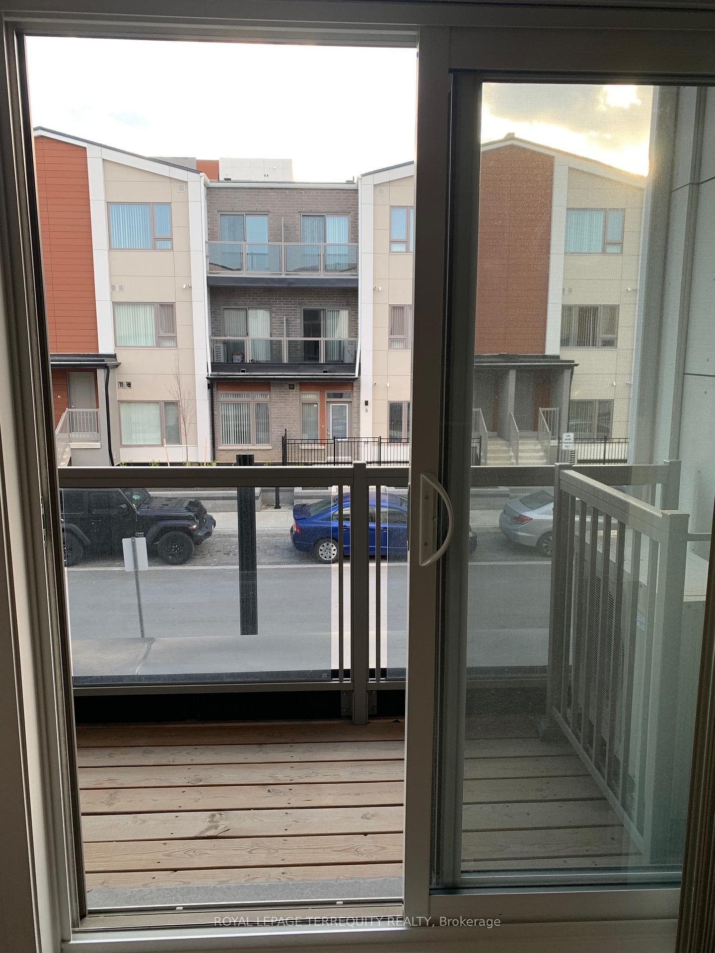60 Orchid Place Drive Unit 18 photo 8