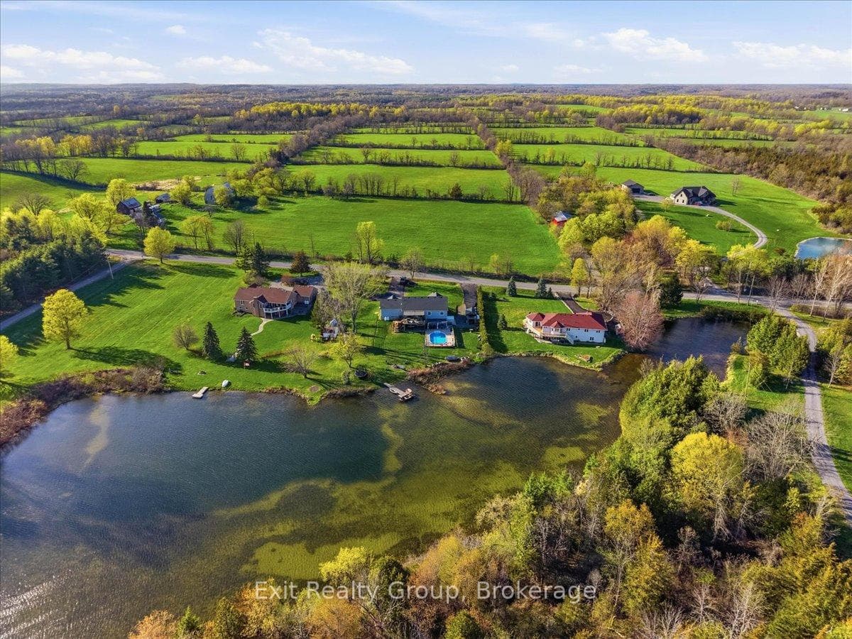 544 Shannon Road photo 45