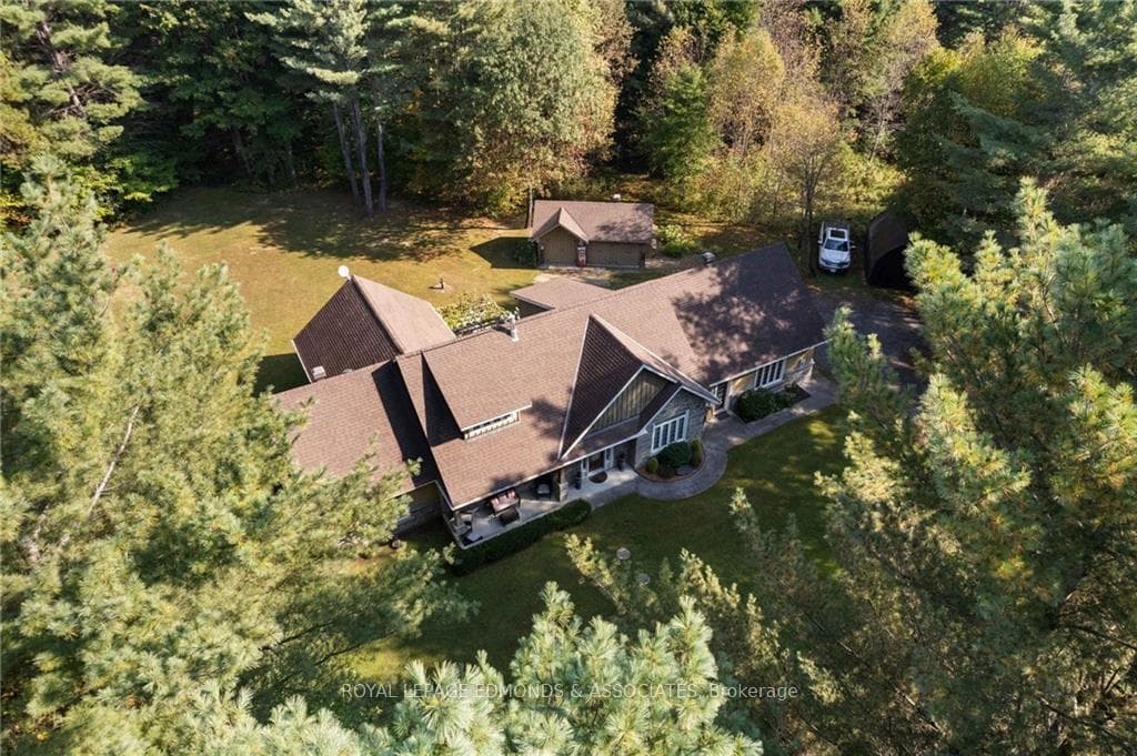 1012 SANDY BEACH Road photo 4
