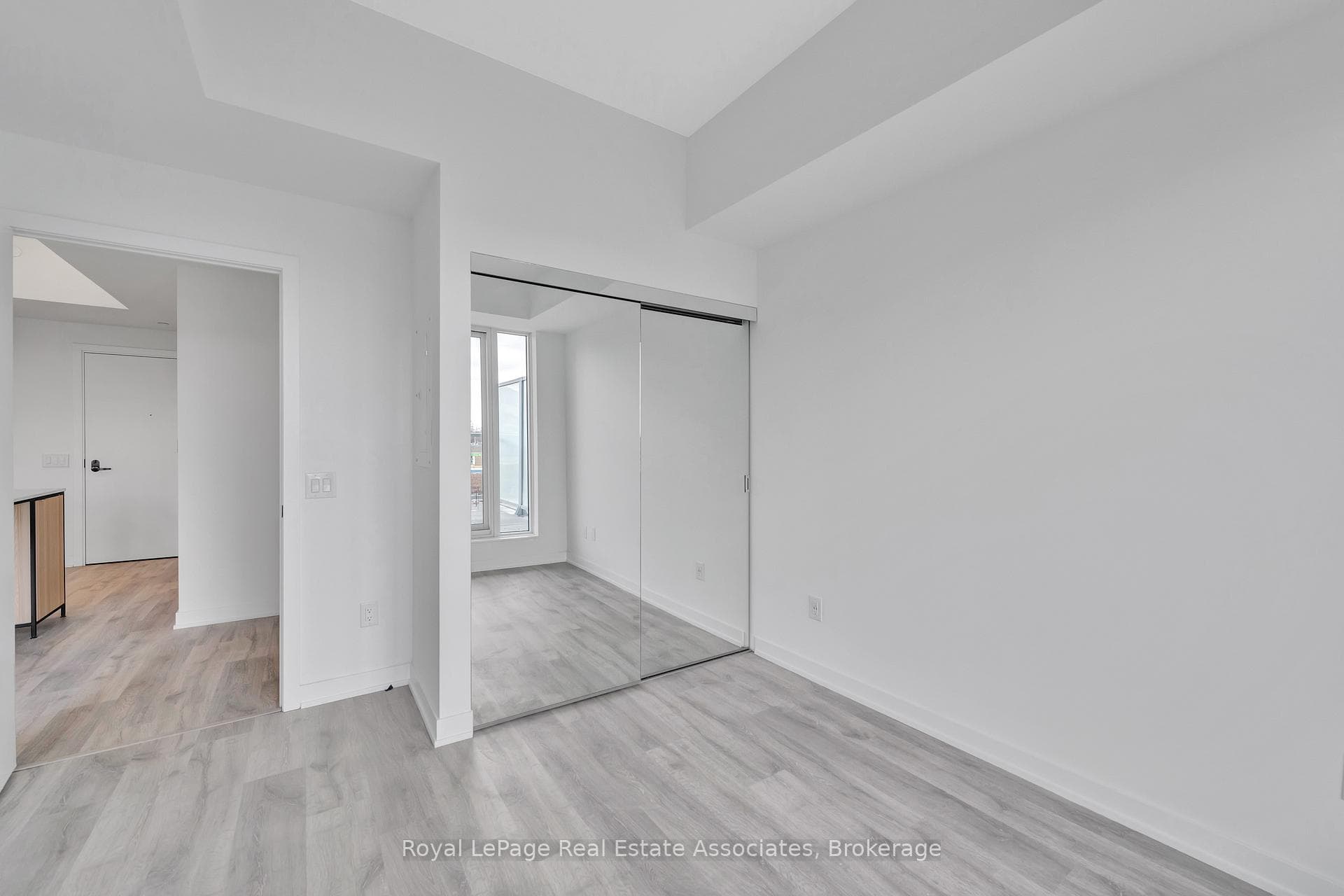 220 Missinnihe Way Unit 324 photo 26