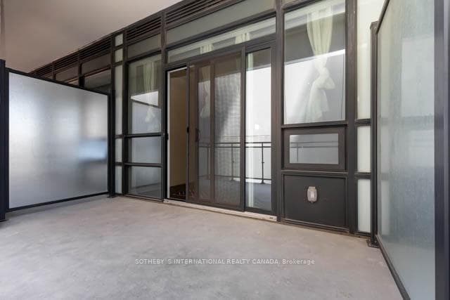 460 Adelaide Street Unit 903 photo 18