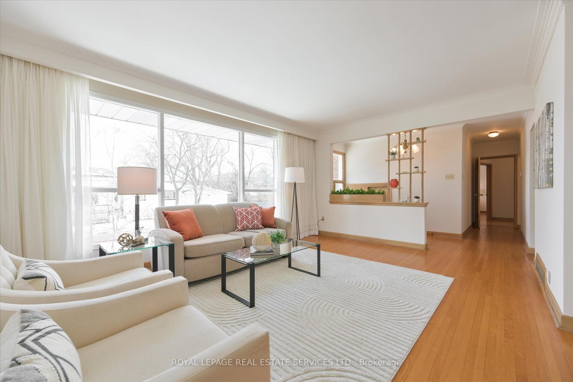 393 Patricia Avenue photo 3