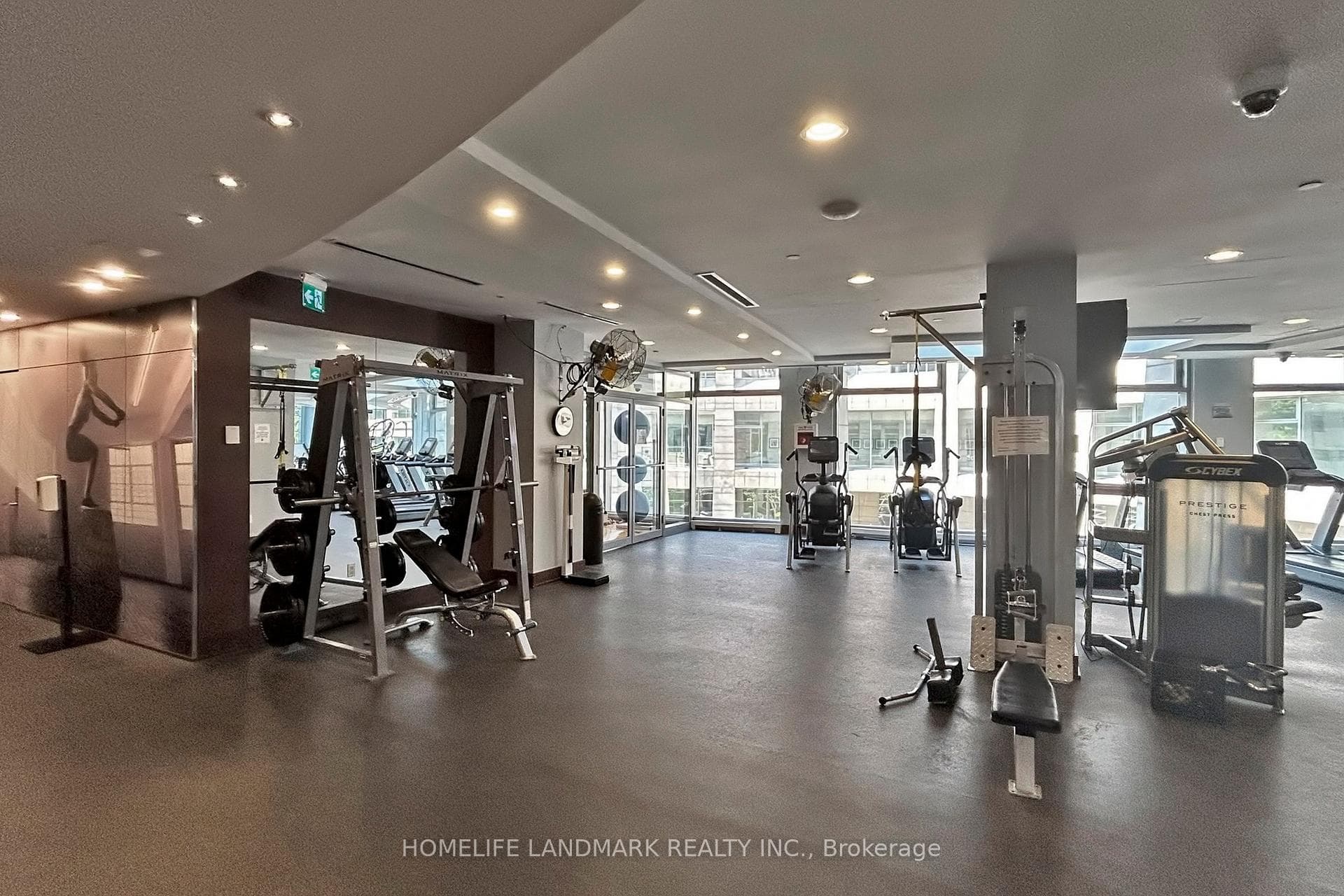 2181 Yonge Street Unit 1505 photo 24