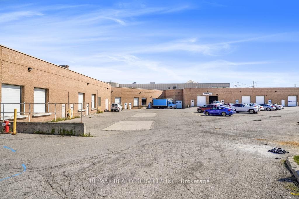 6660 Kennedy Road Unit 10 photo 6