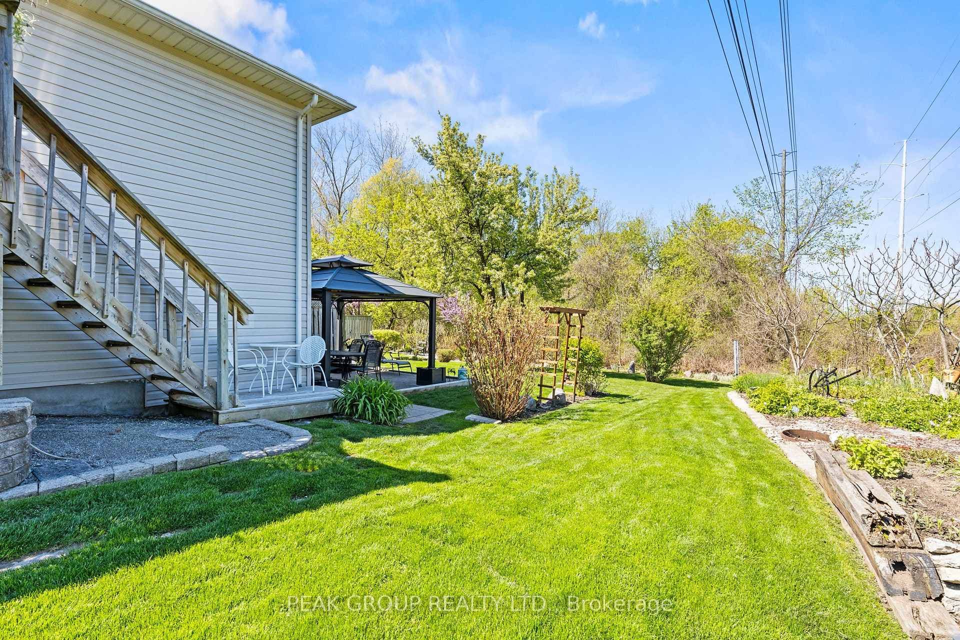 7876 Charnwood Avenue photo 30