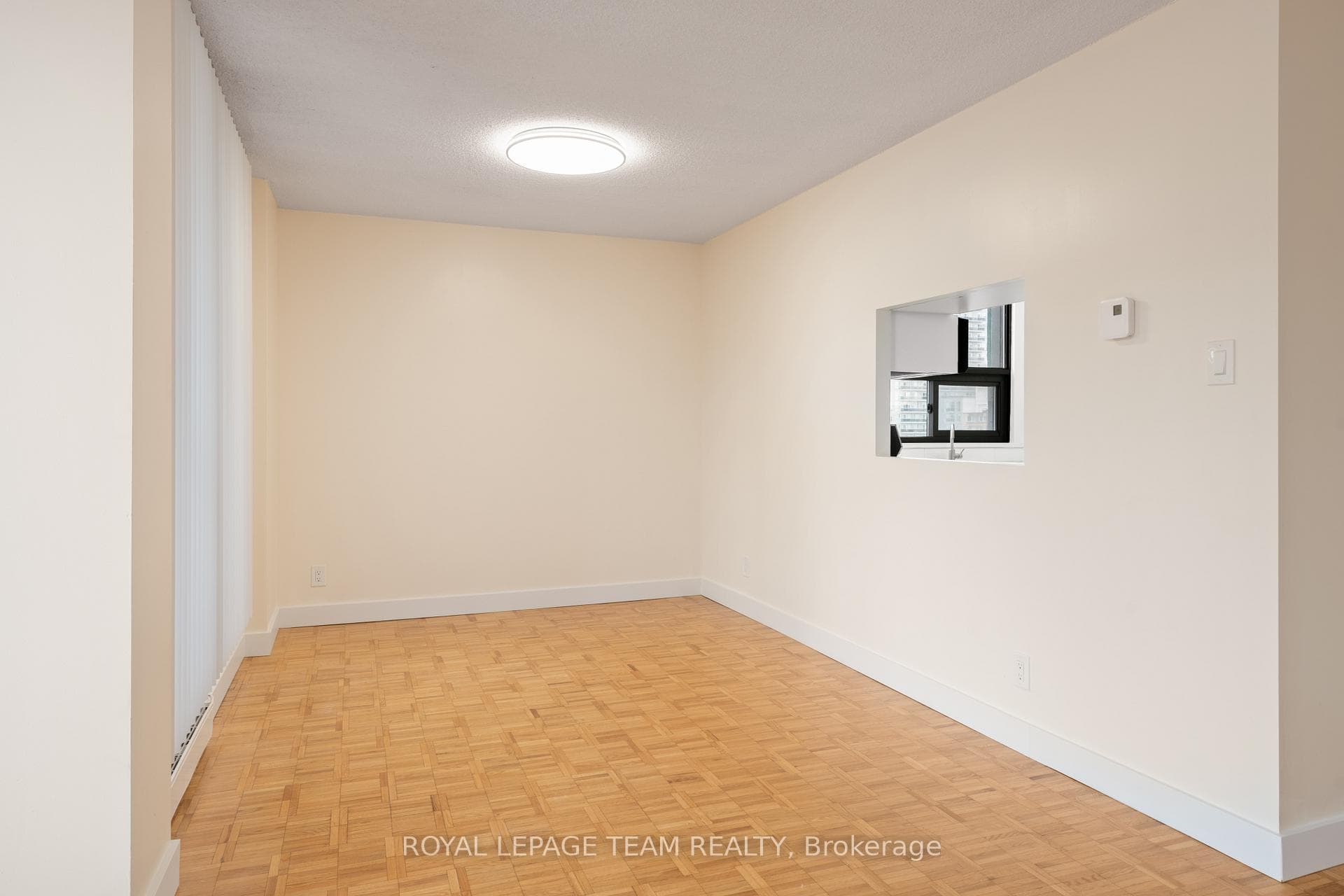 40 ARTHUR Street Unit 901 photo 12