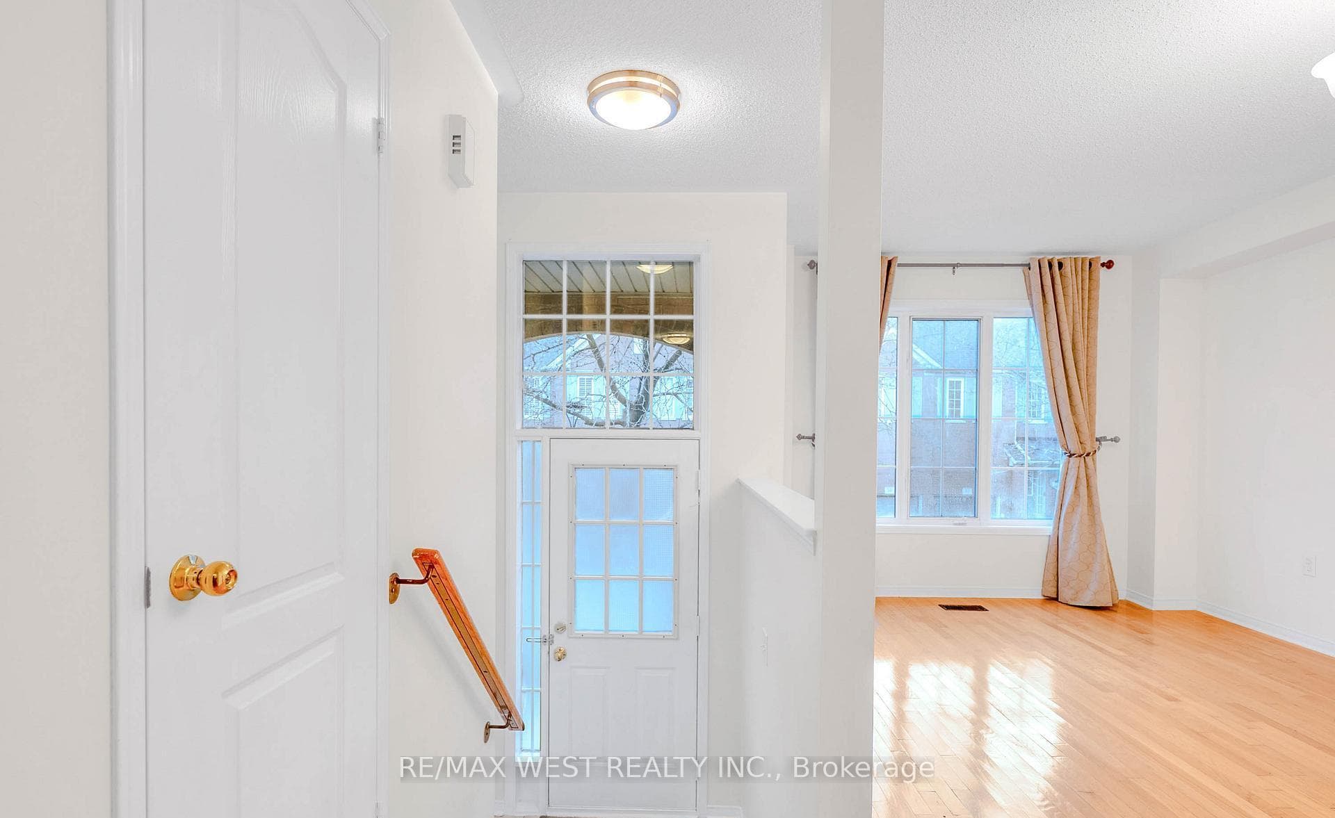 5530 Glen Erin Drive Unit 182 photo 7