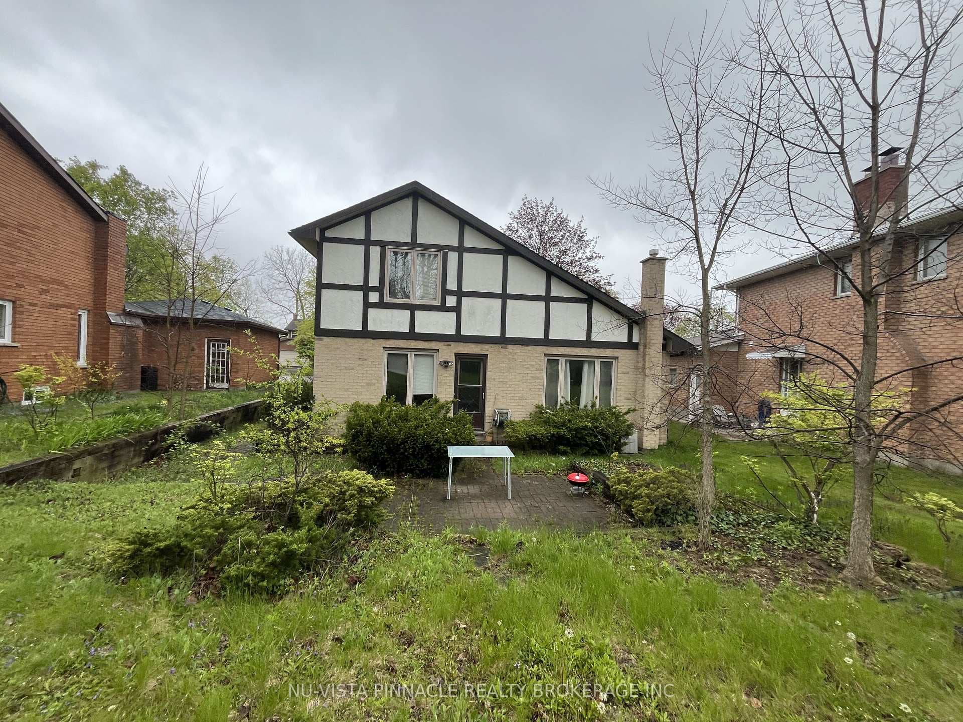 101 Castlegrove Boulevard photo 7