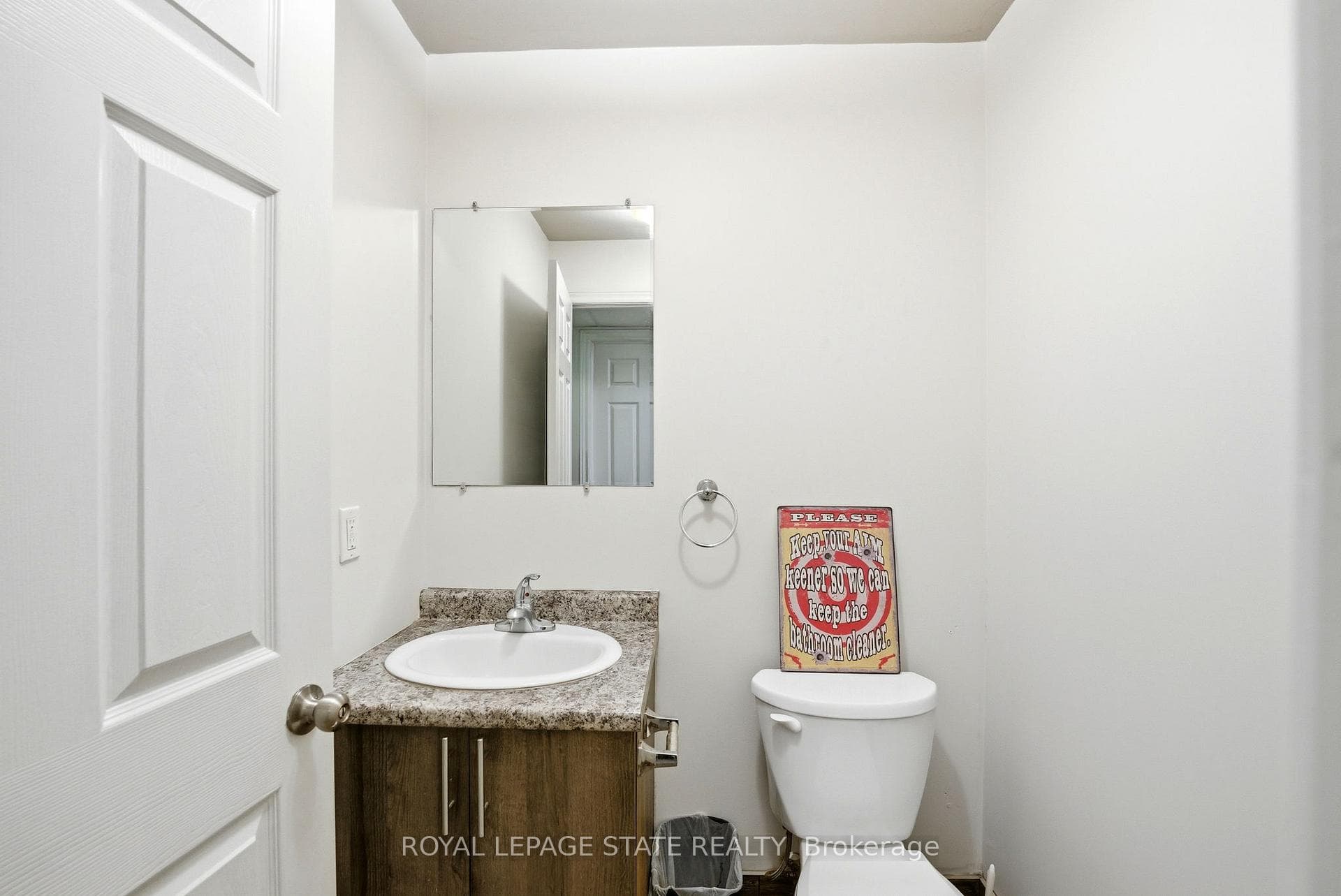1745 King Street photo 37