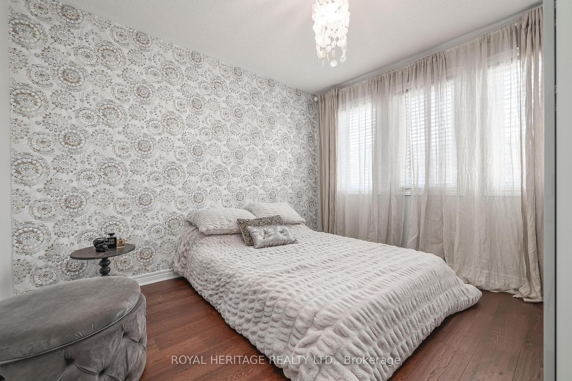 2493 Earl Grey Avenue photo 26