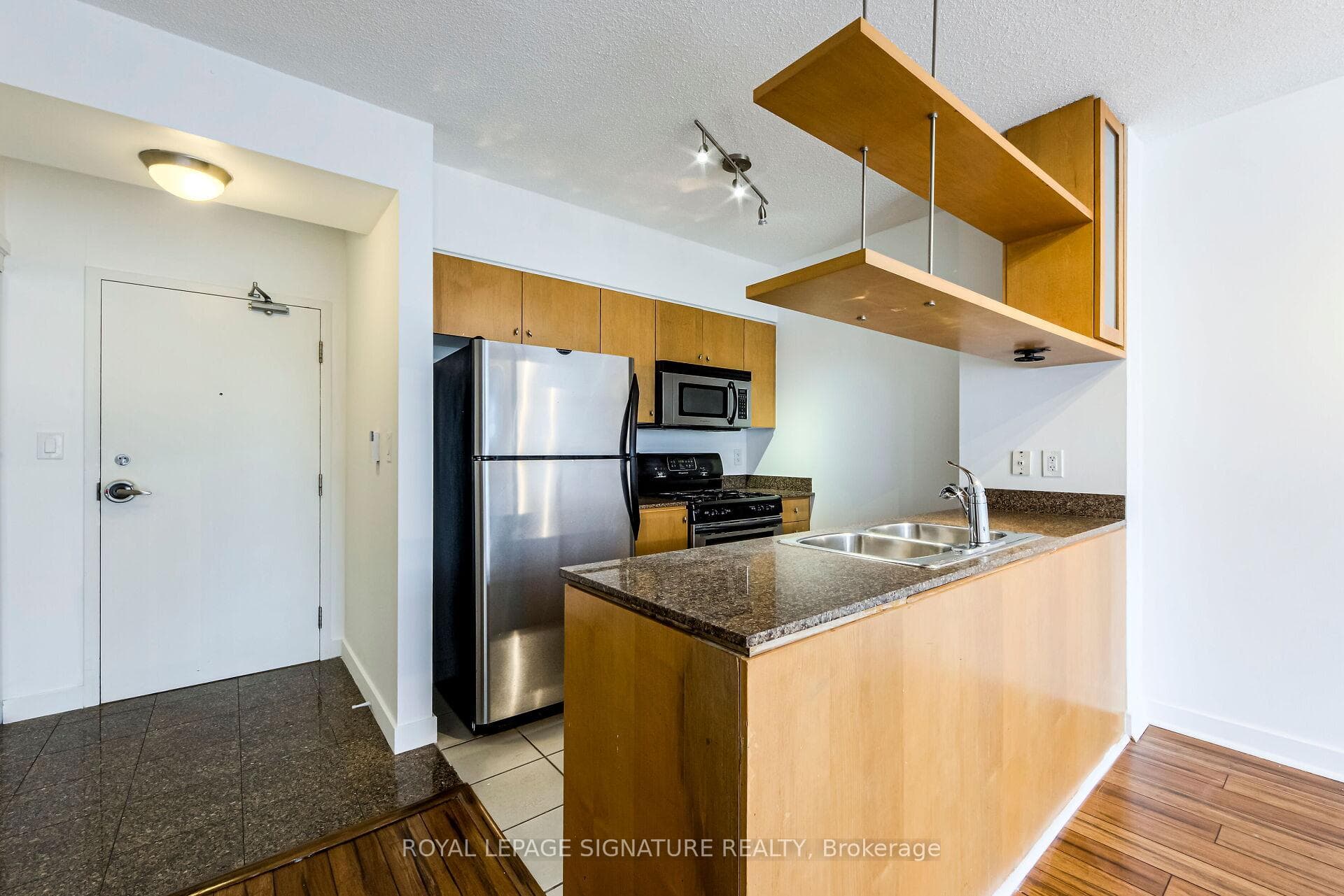 5 Mariner Terrace Unit 2809 photo 9