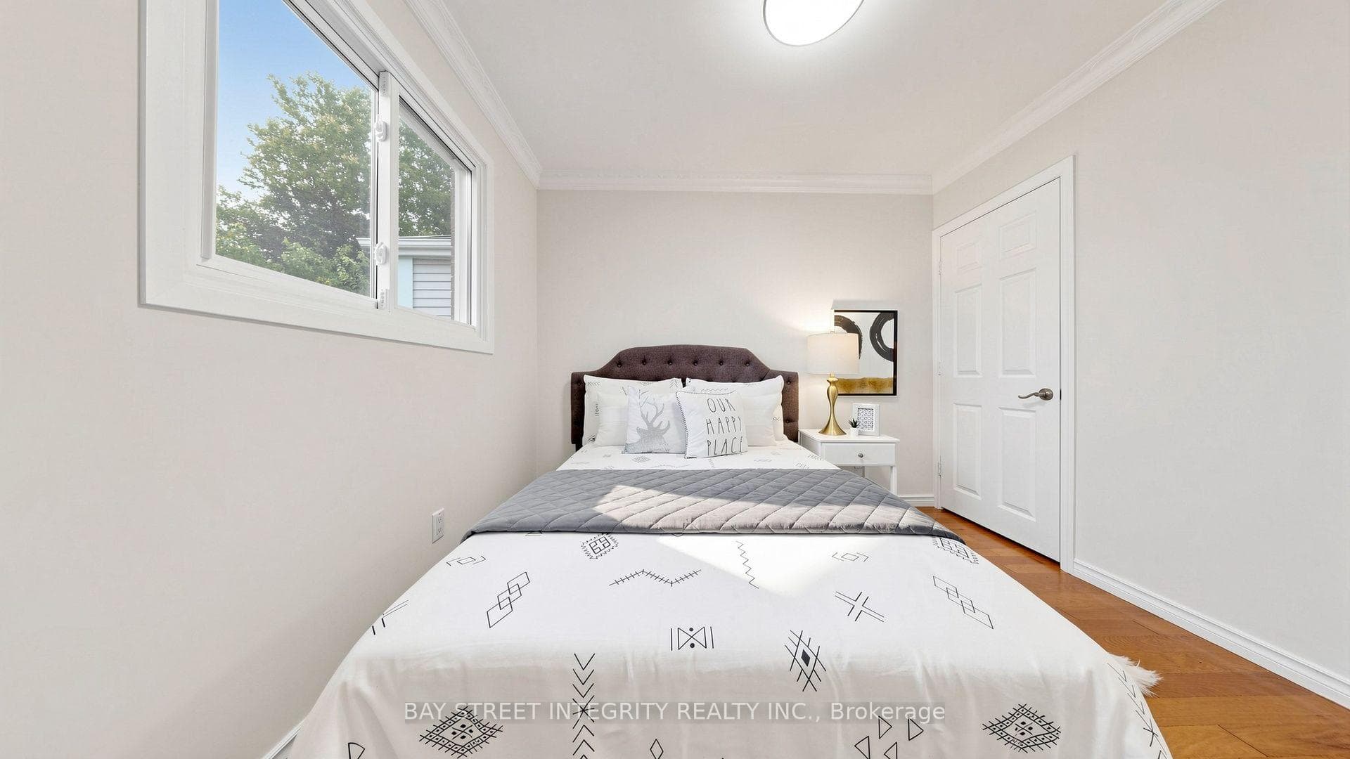 41 Jonathan Gate photo 40