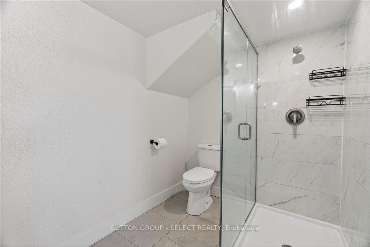 451 Colonel Talbot Road photo 23