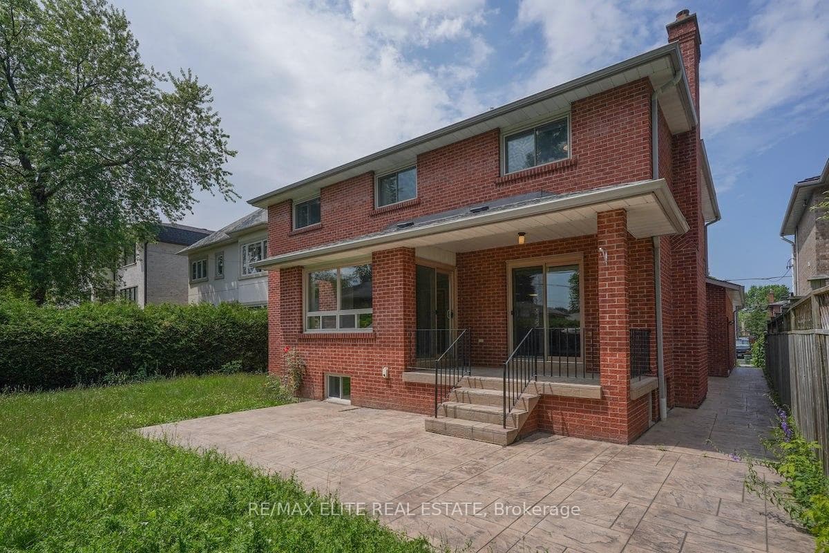 219 Connaught Avenue Unit Main photo 24
