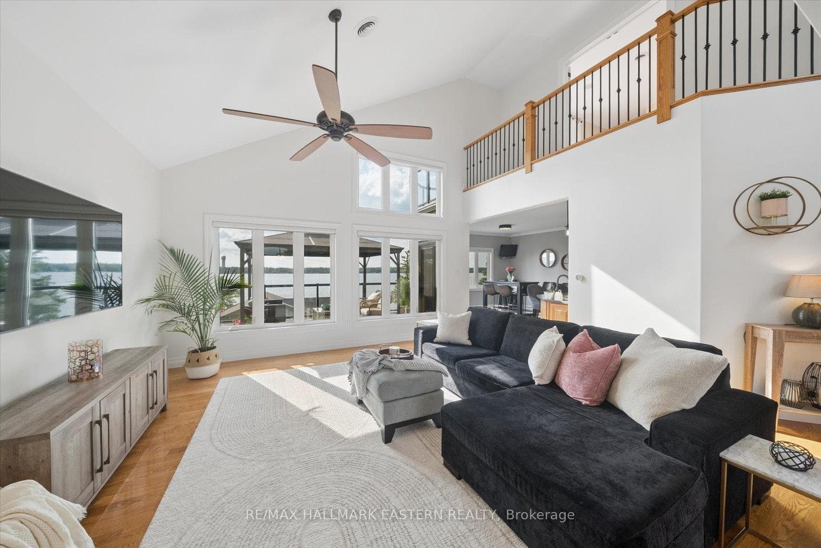 2112 Truman Drive photo 15