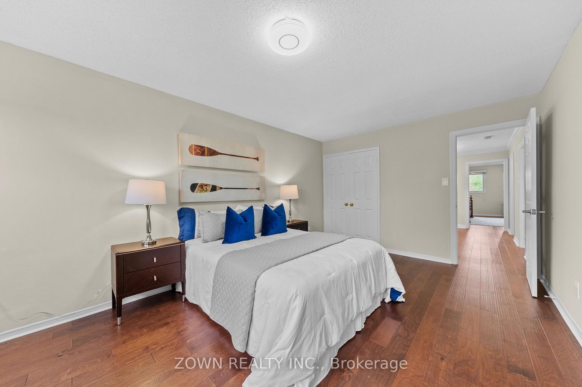 98 Millcroft Way Vaughan - Zown Realty Inc.
