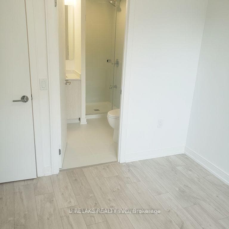 168 Clonmore Drive Unit 16 photo 14