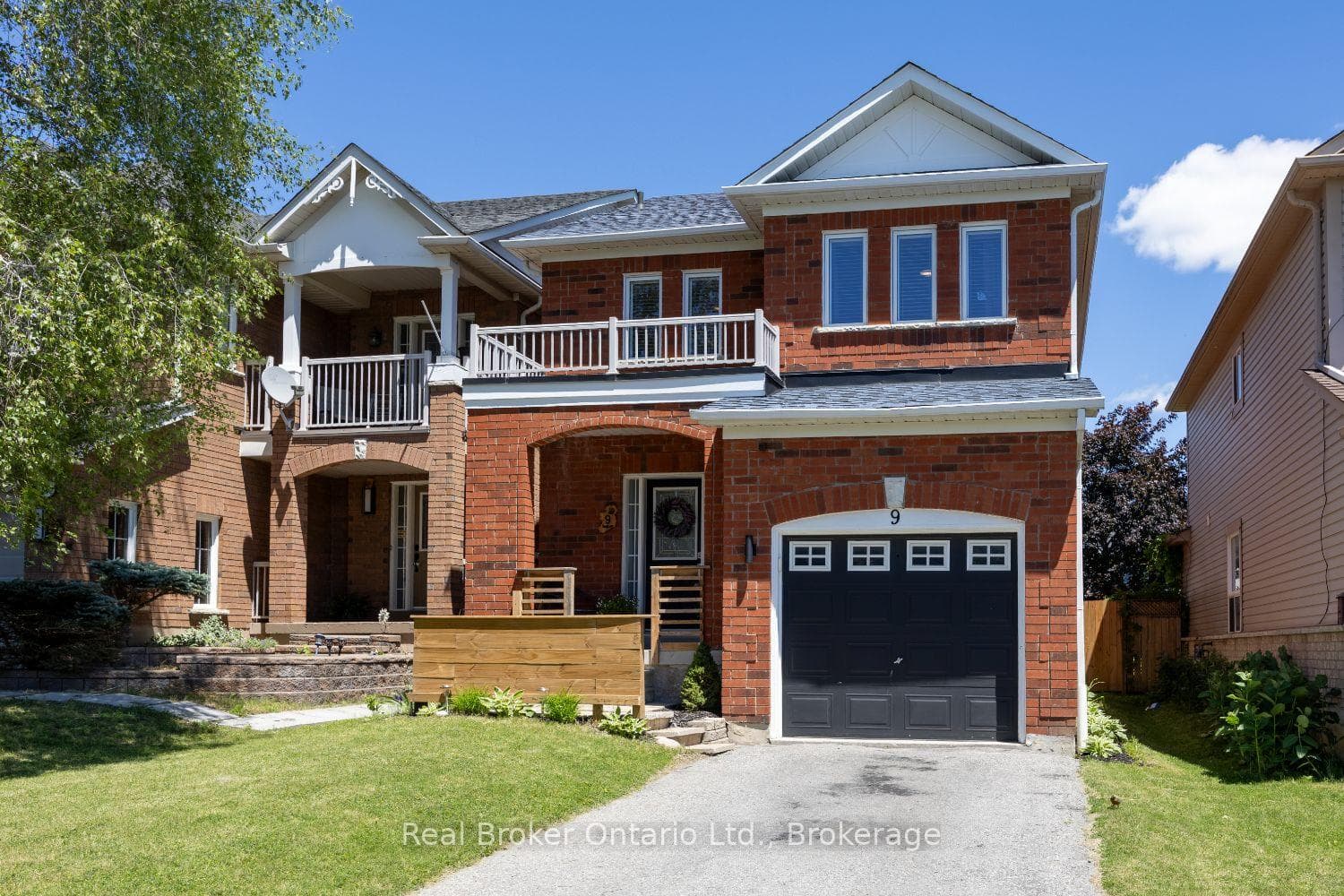 9 Candlebrook Drive photo 1