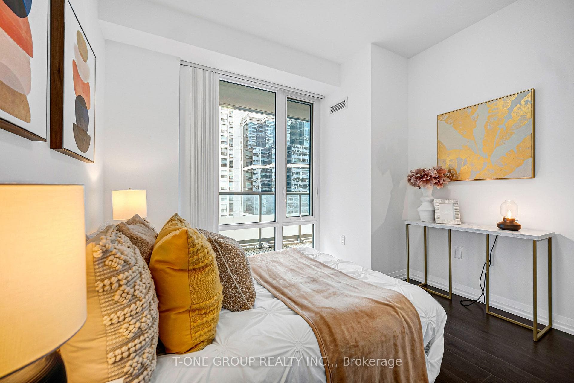25 Holly Street Unit 610 photo 32
