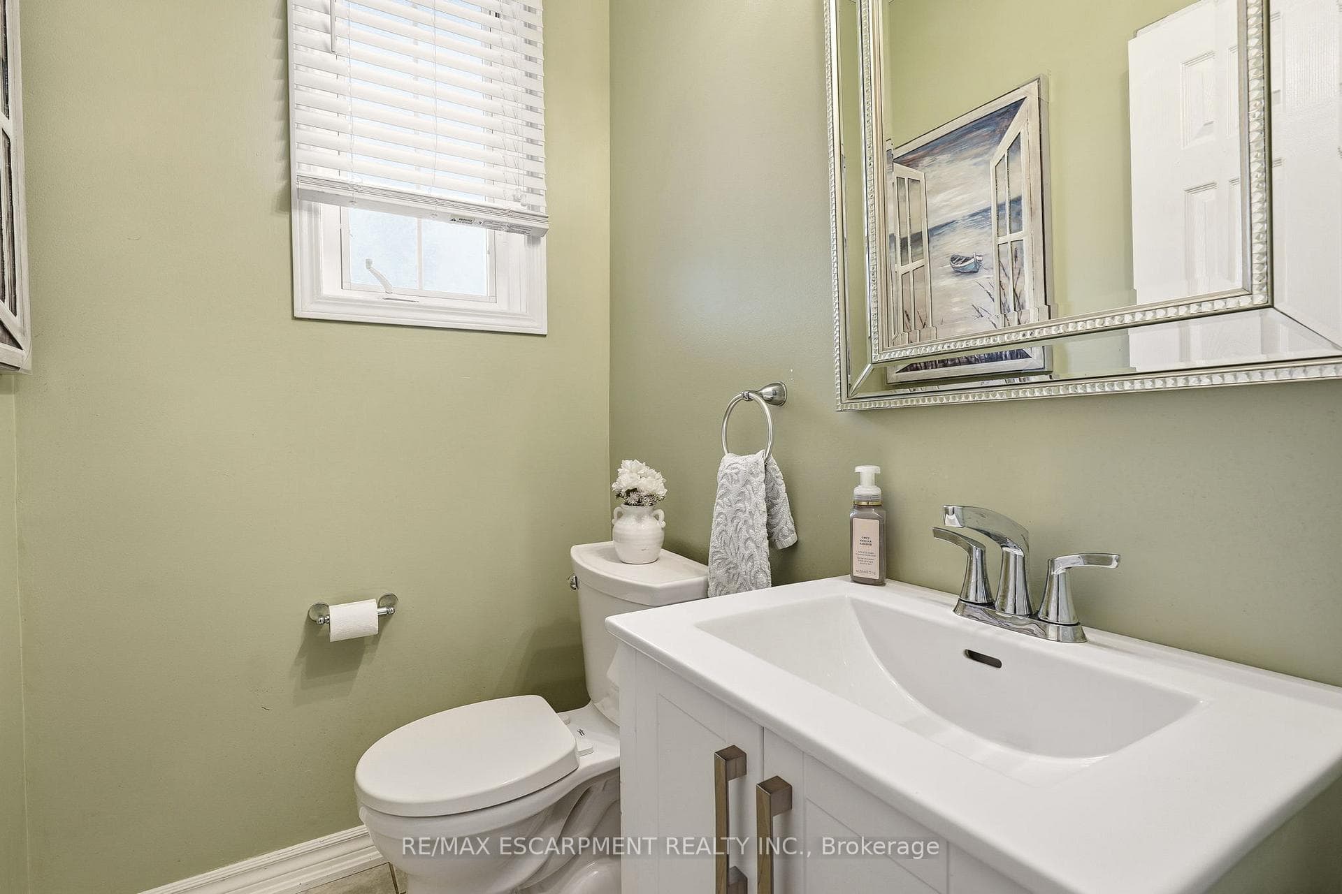 2463 Carberry Way photo 14