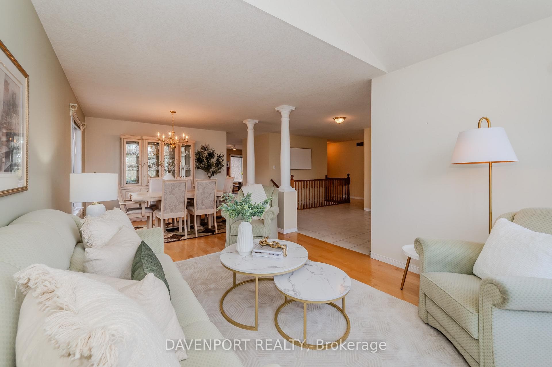 40 Rosecliff Court photo 10
