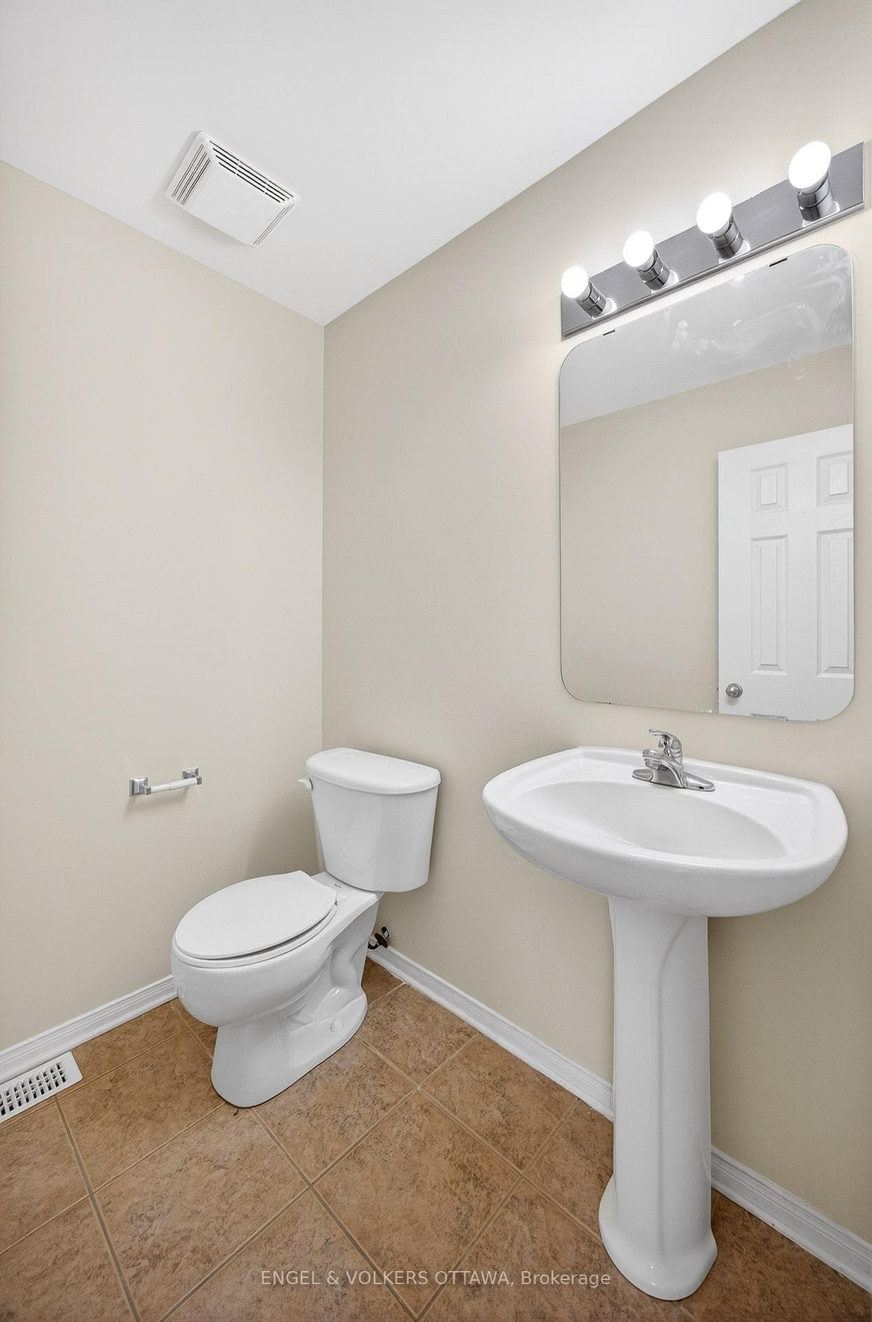 180 Lanark Avenue photo 23