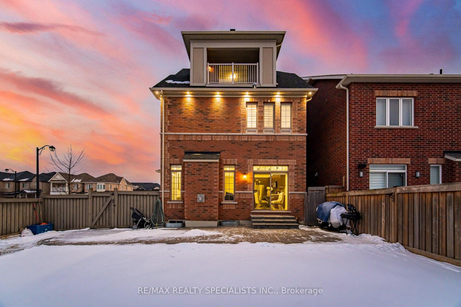 209 Kincardine Street photo 37