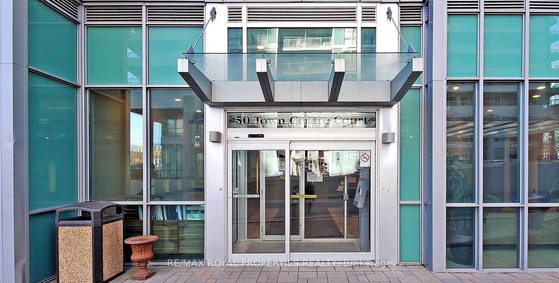 50 Town Centre Court Unit 2103 photo 4