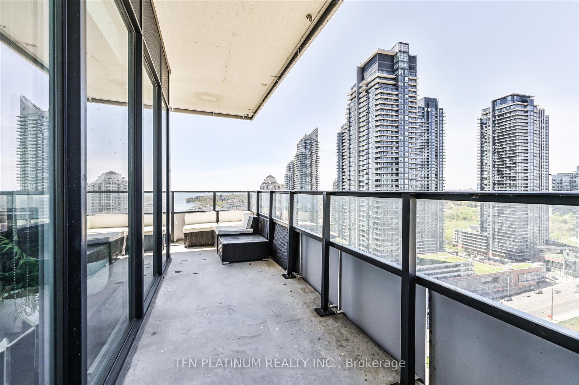 30 Shore Breeze Drive Unit 2021 photo 16