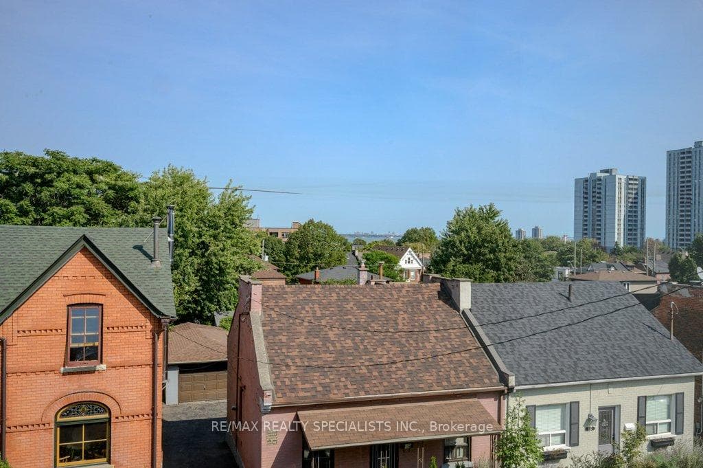137 Peter Street photo 21