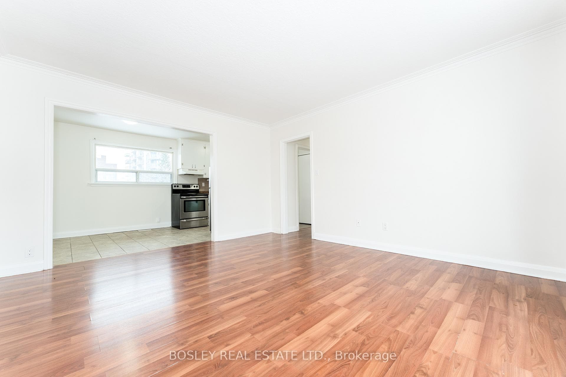 215 Cocksfield Avenue photo 16