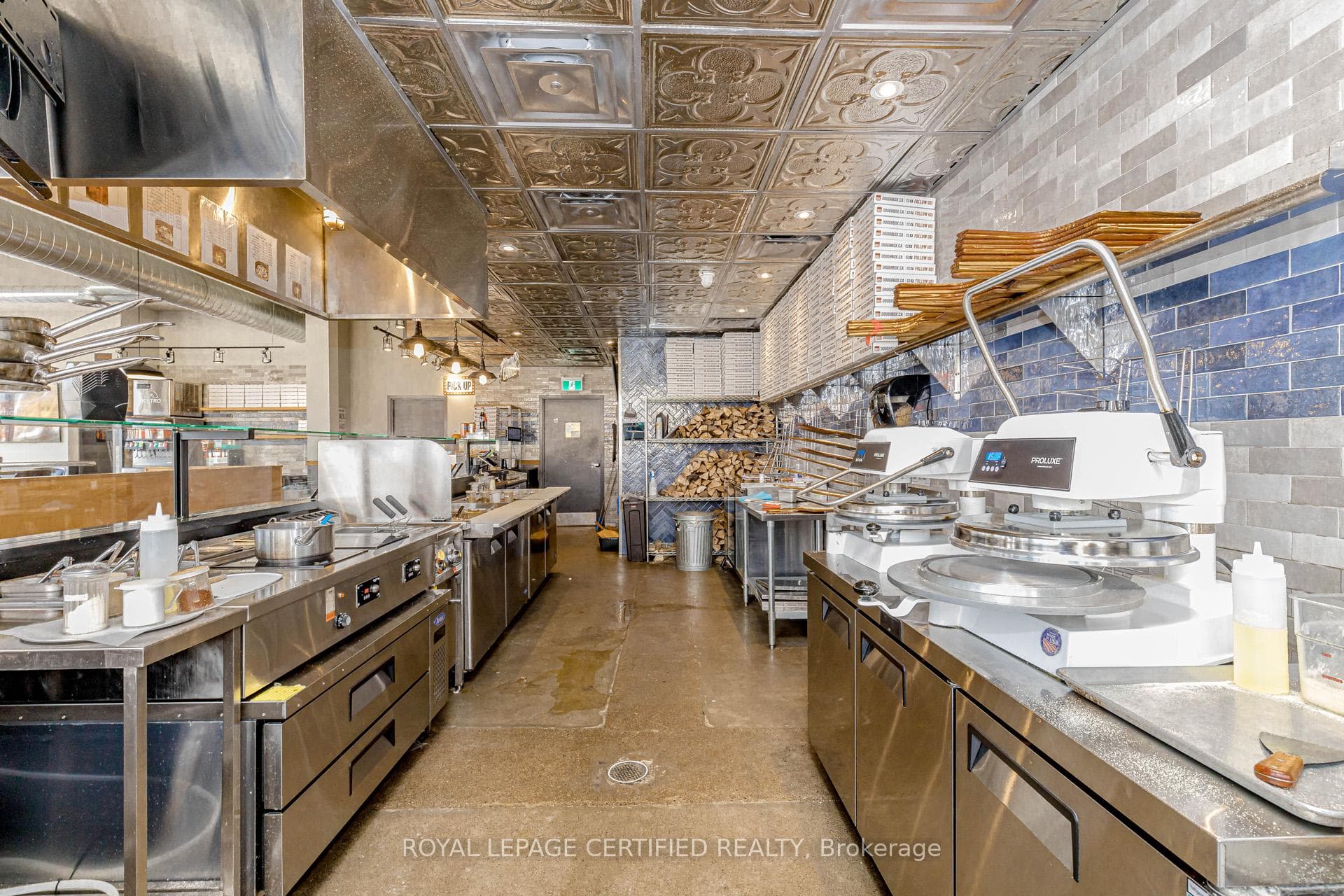 8470 Highway 27 N/A Unit 101 photo 18