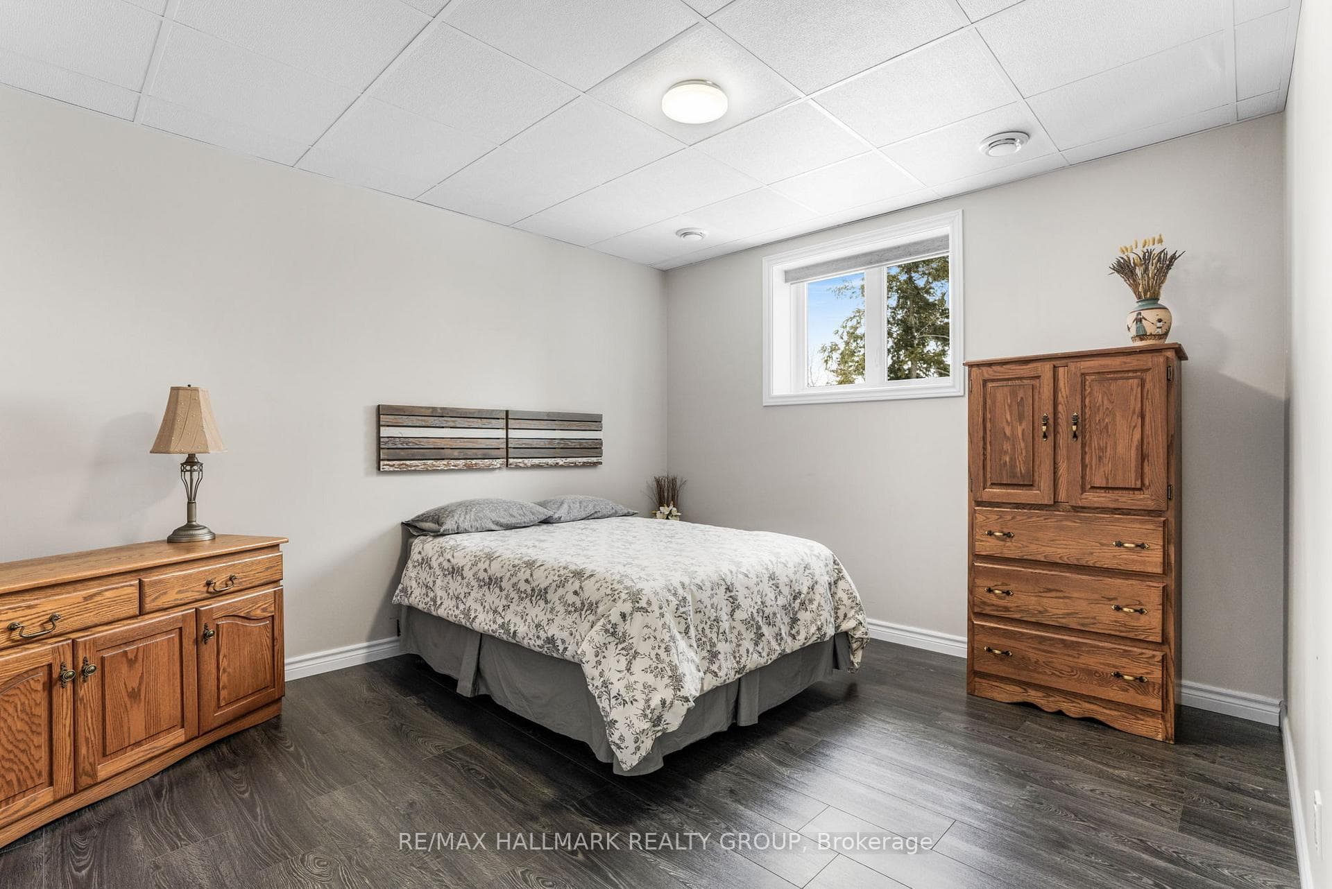 141 ADRIEN Street photo 29