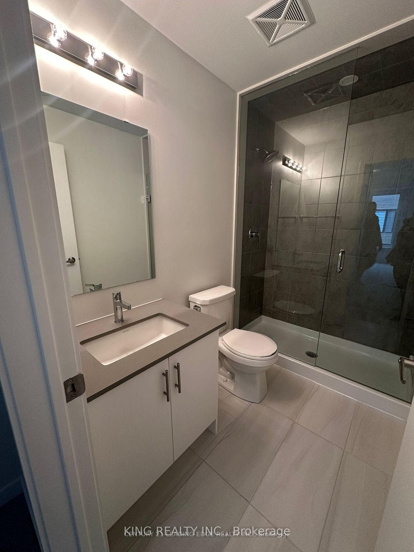 3409 Ridgeway Drive Unit 32 photo 15