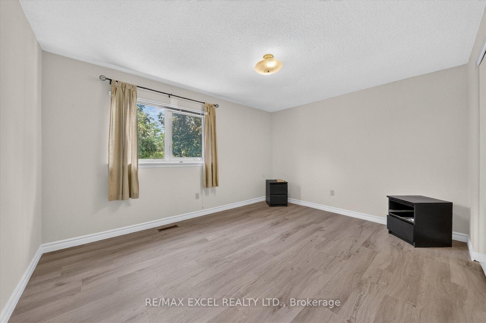 26 Lighthall Crescent photo 21