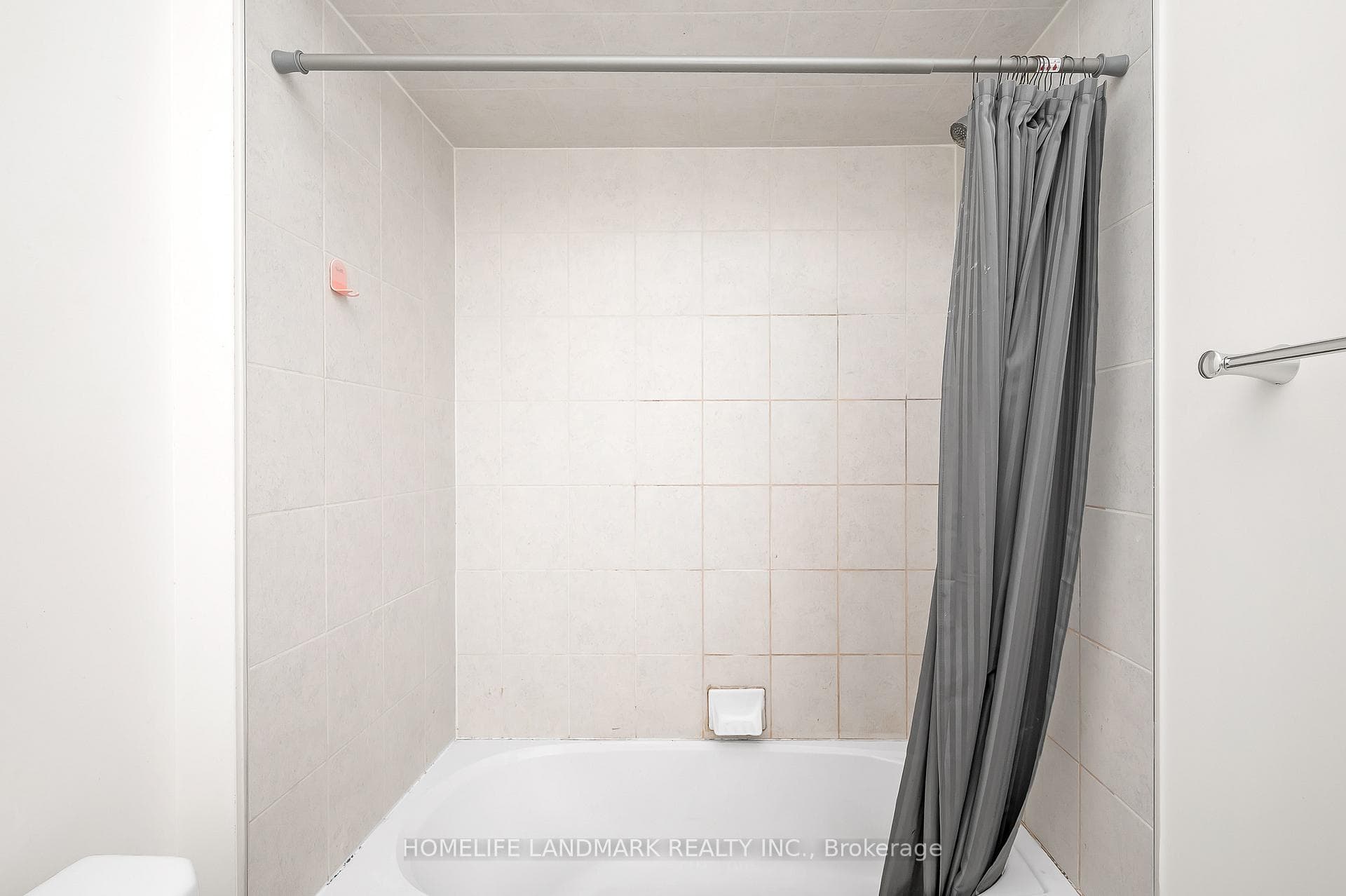 8 Dougherty Court photo 18