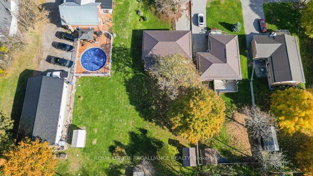 208 William Street photo 43