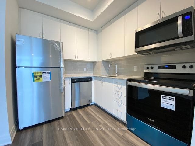 3220 Sheppard Avenue Unit 1102 photo 11