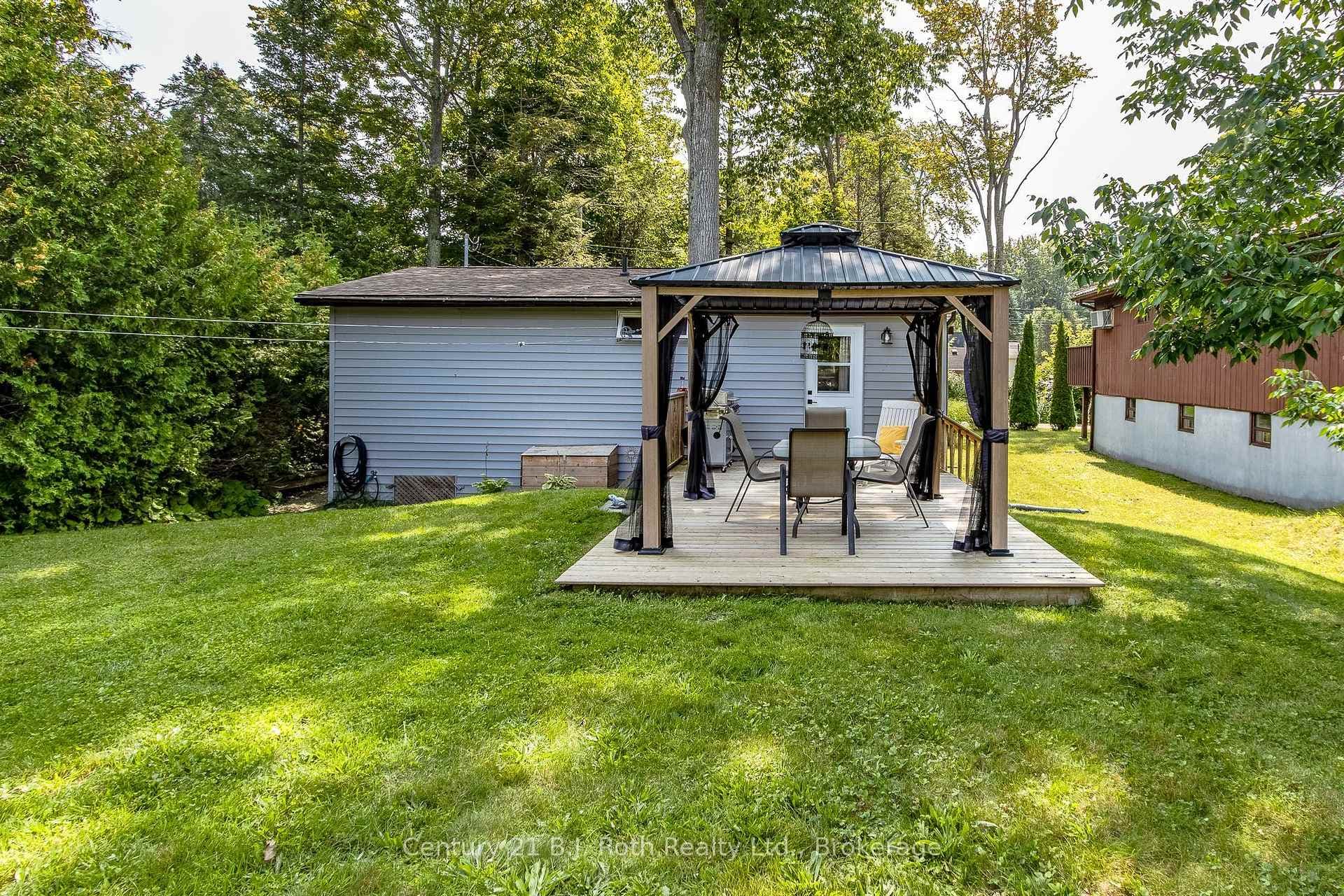 8 Arbor Road photo 16