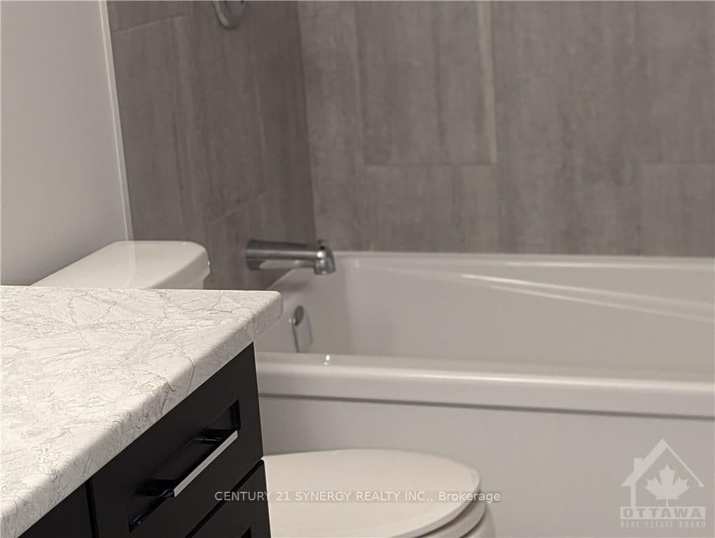 527 CHAMBORD Street photo 18