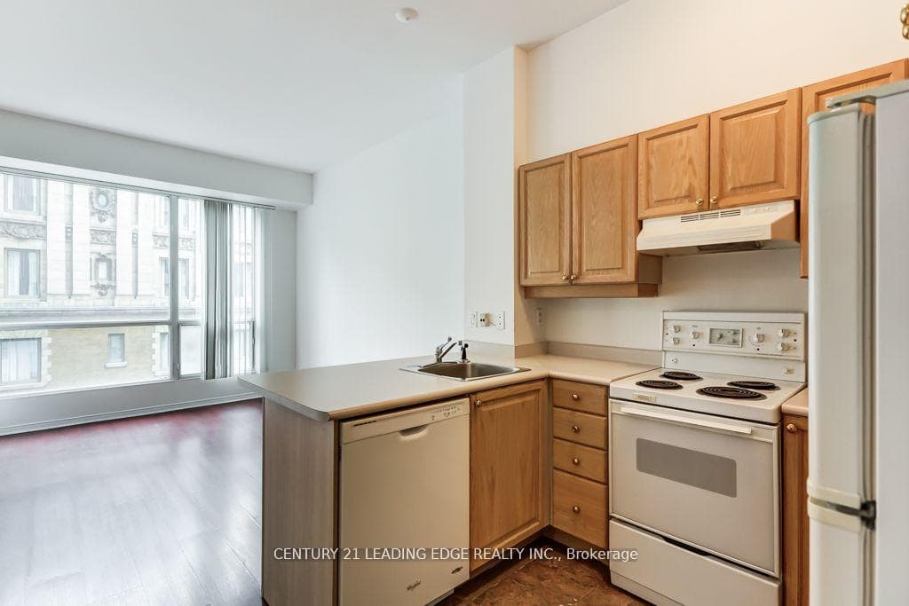 7 King Street Unit 802 photo 6
