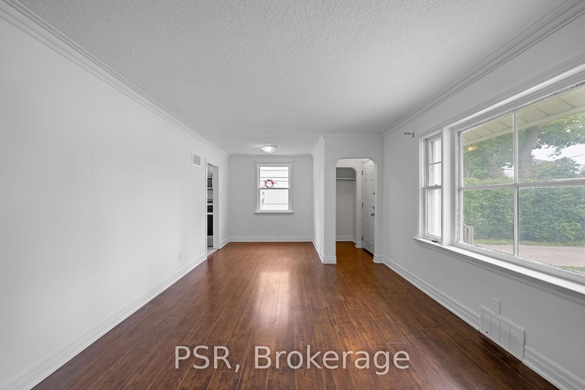 18 Grandview Avenue Unit Main Fl photo 10