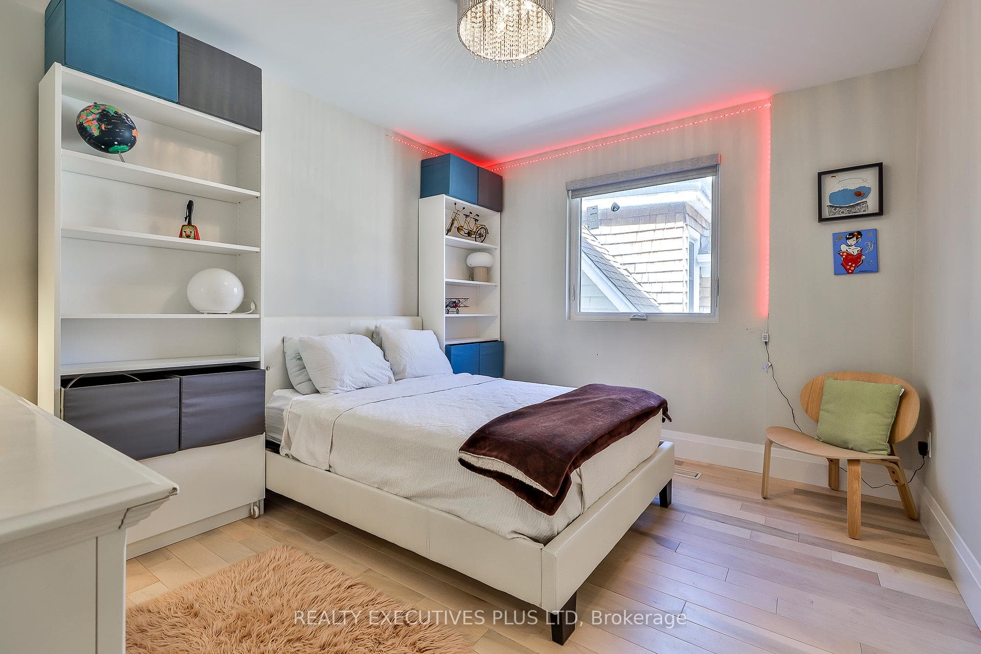 2nd Bedroom with Plenty of Space