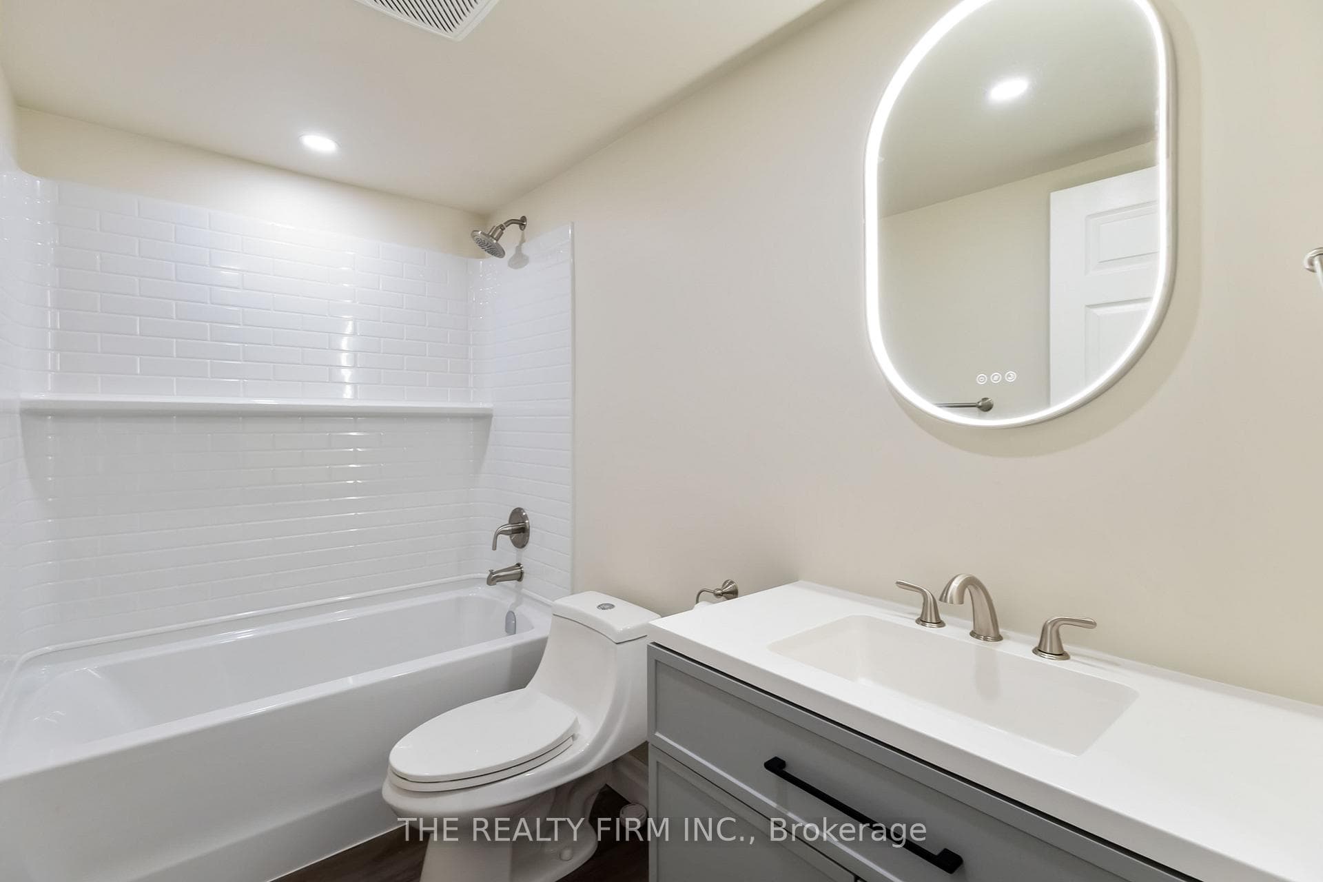 Main bathroom near entrance