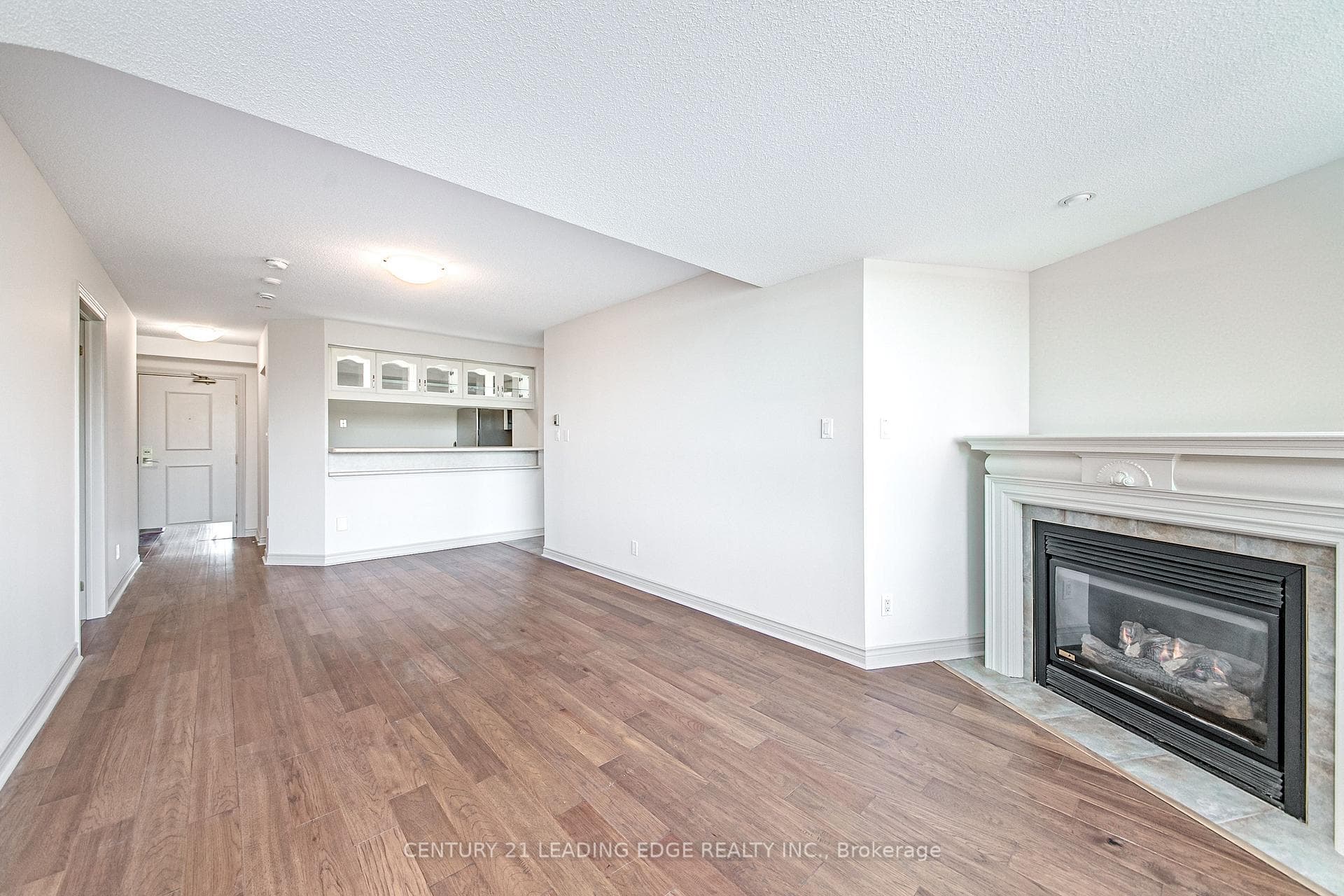 4 BRIAR HILL Heights Unit 405 photo 10