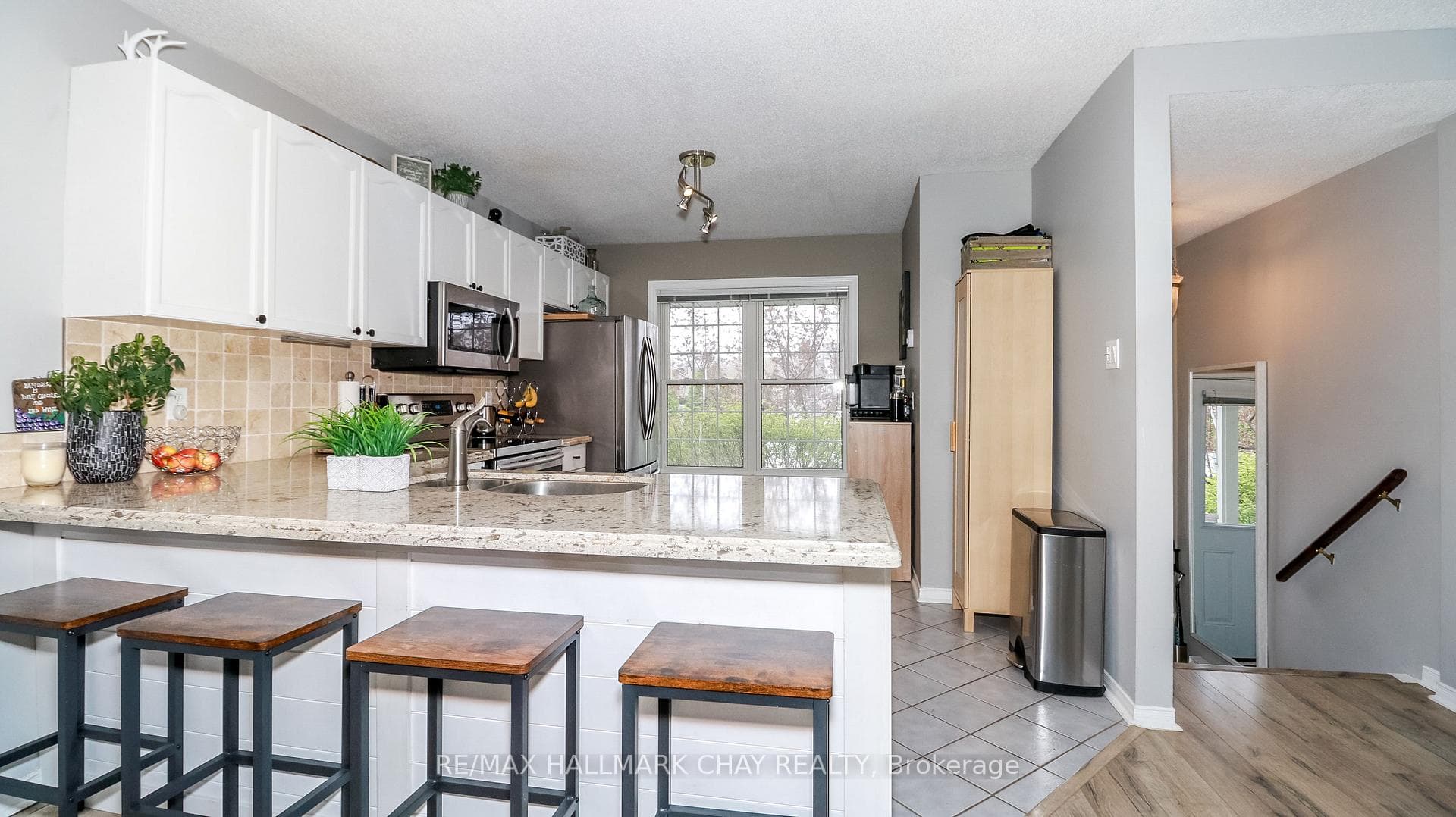 150 Victoria Street Unit 126 photo 8