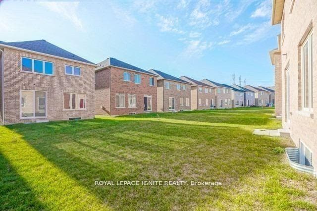 2524 Bandsman Crescent Unit Main photo 30