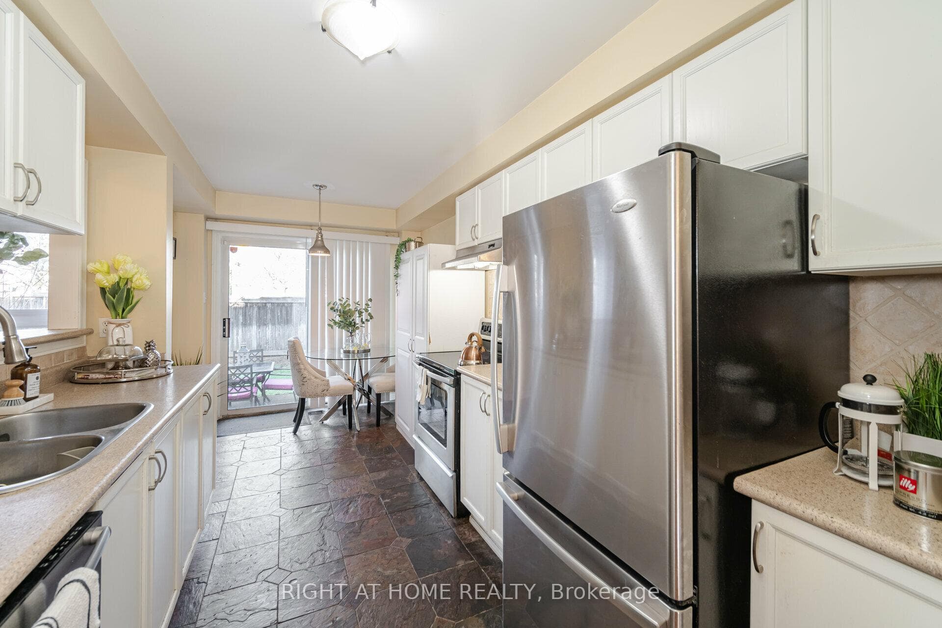 2555 Thomas Street Unit 63 photo 12