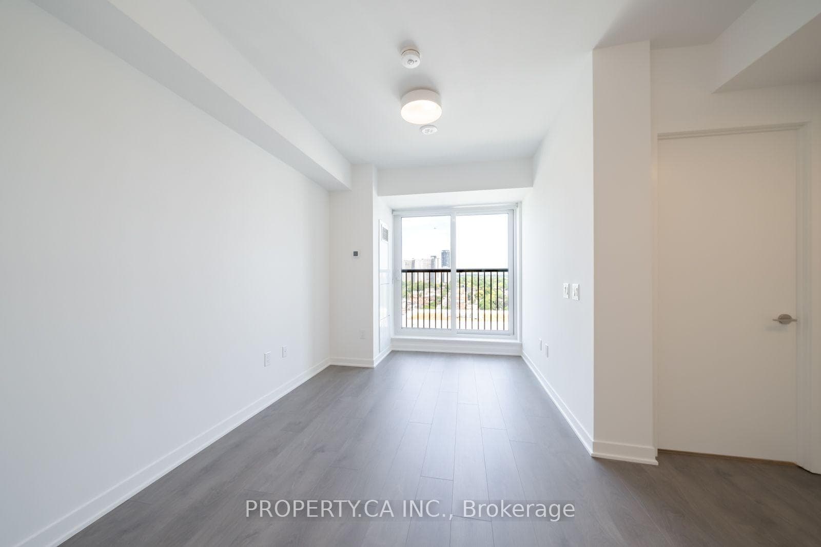 10 Oak Street Unit 1409 photo 3